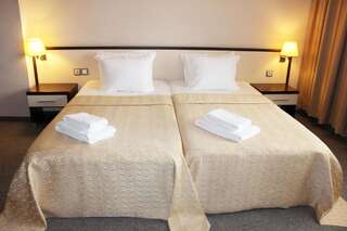 Отель Kendros Hotel Пловдив Двухместный номер с 1 кроватью или 2 отдельными кроватями-4